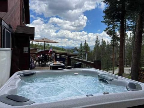 Enjoy all the deck amenities all summer long!