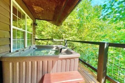 40ad2775 f21a 45a7 96c5 207c15862b2c