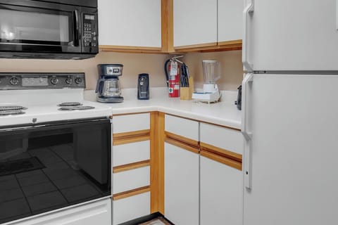 Full size appliances and fully equipped kitchen.