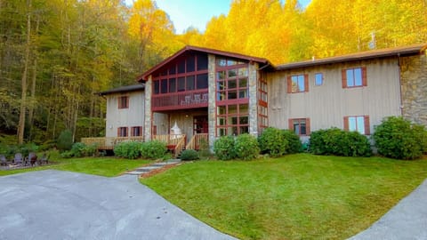 front view of the lodge