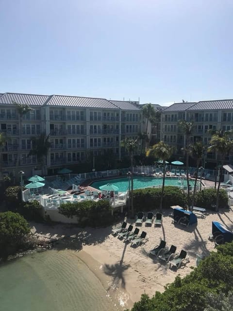 SEAPORT SUMMIT in Old Town, Key West, FL (Beach-Pool-BBQ)