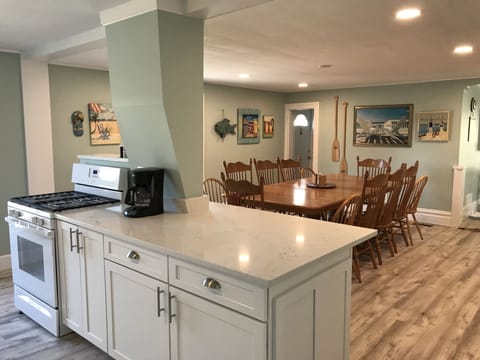 Kitchen with new island!