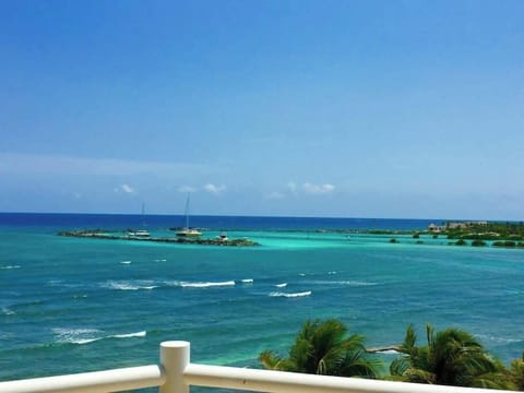Alta Vista - Terrace Ocean View 