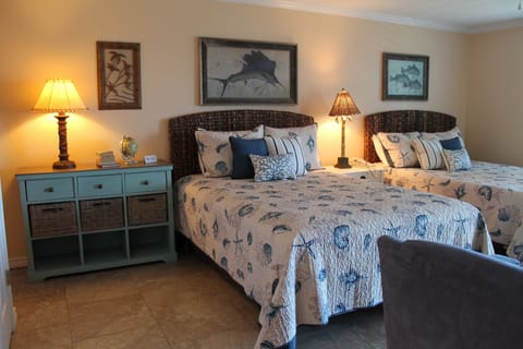 Two Queen Size Beds!
