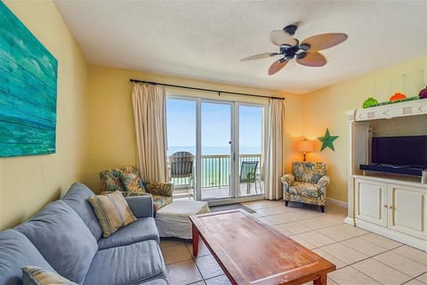 Cozy Oceanview Retreat