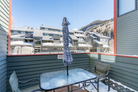 Back deck and patio with small courtyard. (winter chairs!)
