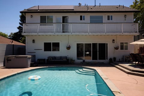Back of house view with Pool 