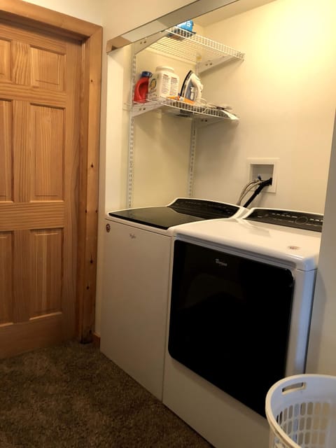 Washer and Dryer (new 2020)