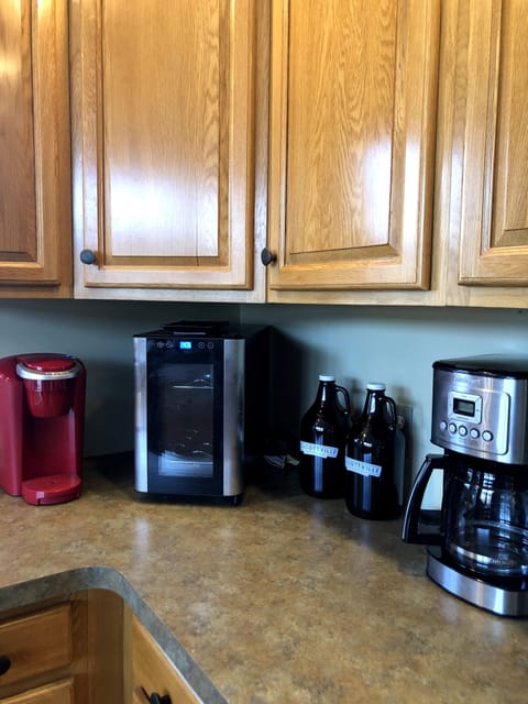 New Keurig and wine cooler - 2019