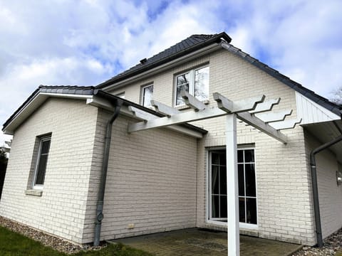 Holiday Home Exterior [winter]