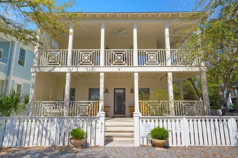 WELCOME TO TIMELESS IN SEASIDE, FLORIDA!