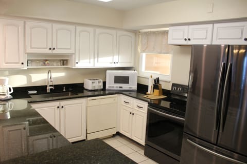 Kitchen -  New Appliances & Granite Countertops 