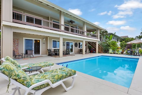 Heated Pool, professionally maintained.