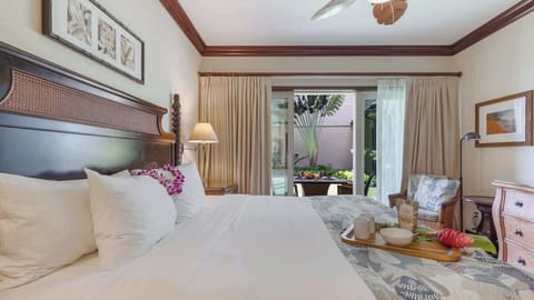King comfort meets cozy island charm