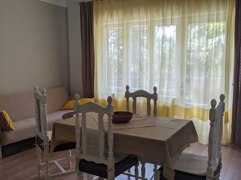 livingand dining room 