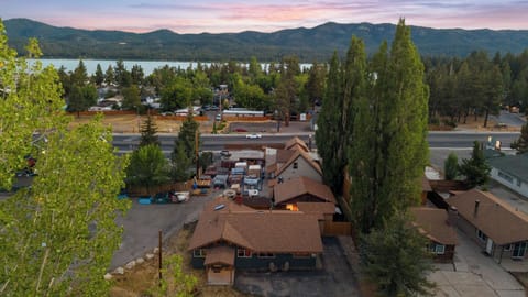 Arial View of home - Arial View of home, Walk to the Village and Lake. Close to the Slopes
