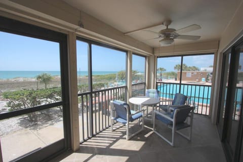 Watch Gorgeous Sunsets on this Large Screened-In Gulfview Patio