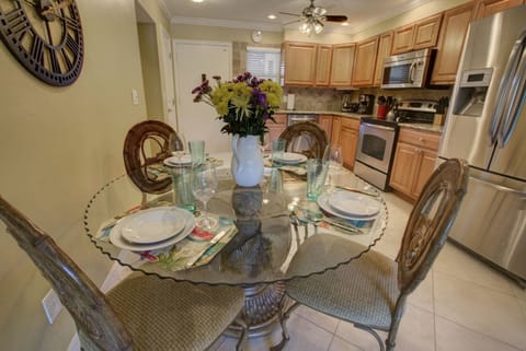 Eat in or dine out.  So many options right here on Siesta Key!