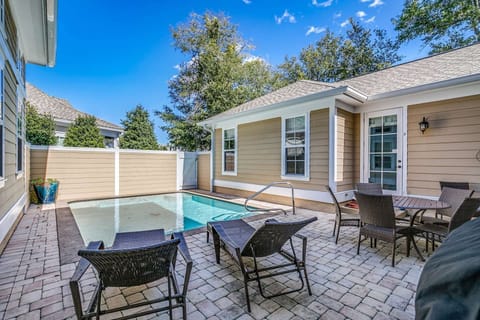 Gorgeous Home with Private Pool in North Beach Resort & Villas - 300 Yards to Pools/Beach House in Briarcliffe Acres