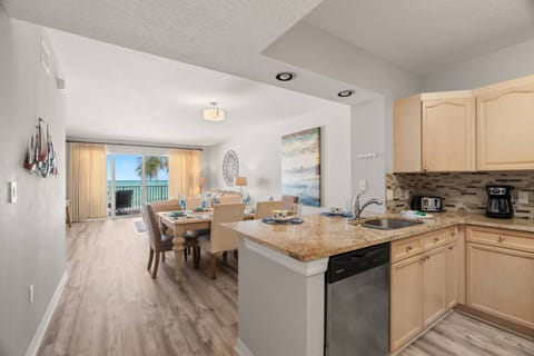 Exclusive Beachfront w/ Private Beach, 3 pools, Gym, Free Wi-Fi & Cable, Security ~ 244 Tides Apartment in North Redington Beach