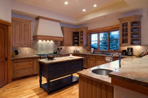 Private kitchen