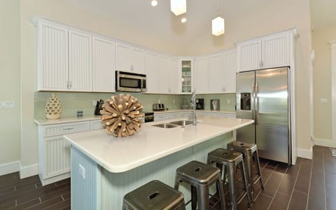 Kitchen island seating for 4