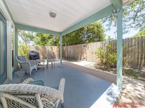 Magnolia Beach House - Rear Covered Patio