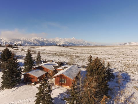 Stunning Valley Views!