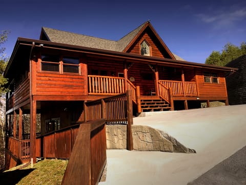 Big bear lodge - Amazing four bedroom cabin