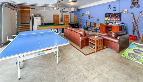 Game room with Pool table, Foosball, Ping Pong, Xbox 360, and a 50" LCD Flat Screen TV!