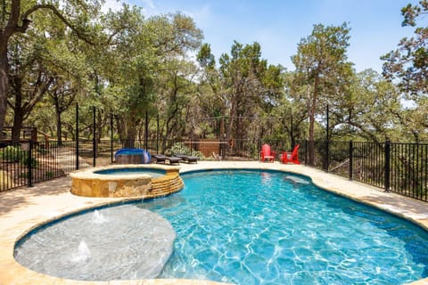 Jump on in at Hilltop Hideaway!