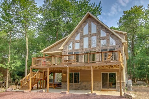 Front view of Eagle's Nest Rental