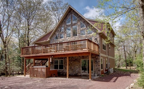 Welcome to Red Rock in The Poconos!