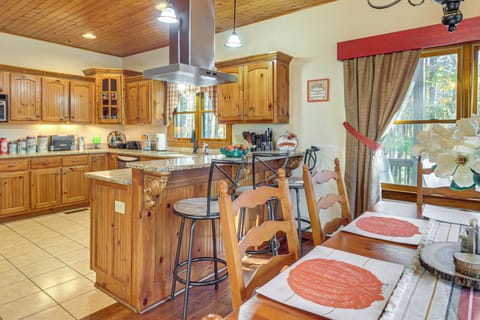 Kitchen | 1st Floor | Cooking Basics | Drip & Keurig Coffee Makers