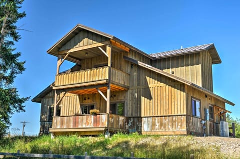 Columbia Falls Vacation Rental | 2BR | 1BA | 550 Sq Ft | Stairs Required