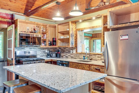 Kitchen | Main Level | Keurig Coffee Maker | Cooking Basics