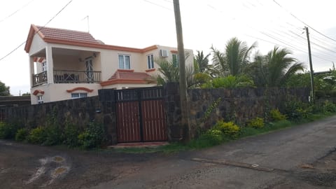 Full View of the Villa