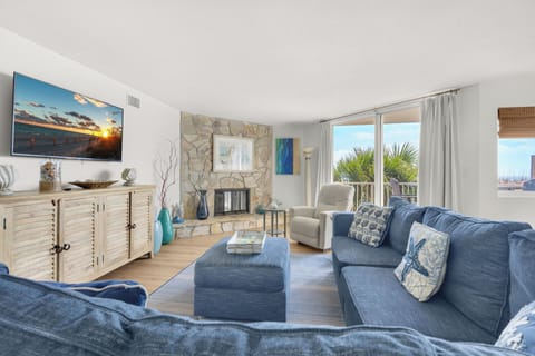 Welcome to Starboard Village 412!