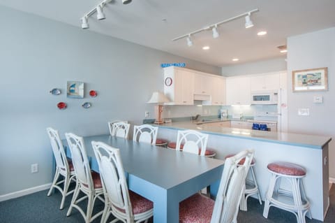 Dining table offers seating for 7