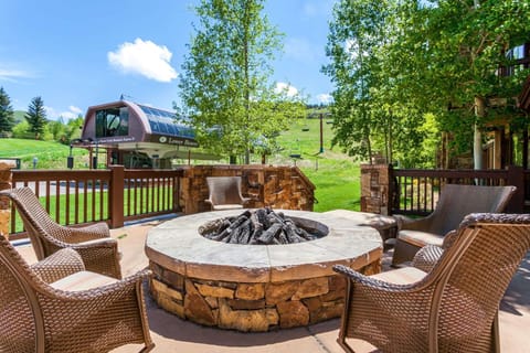 The Beaver Creek Landing fire pit is perfect for sipping cocktails in the summer or warming up while you enjoy après in the winter.