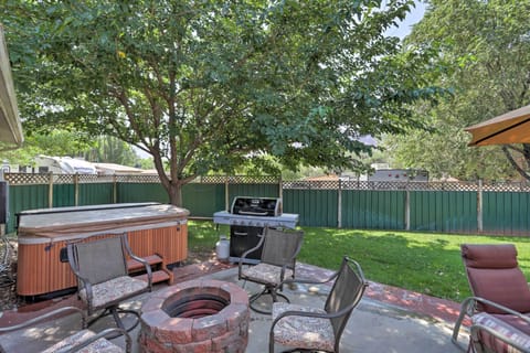 Moab Vacation Rental Home | 3BR | 2BA | 2,000 Sq Ft | 2 Steps to Access