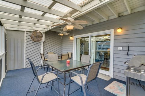 Screened-In Balcony | Gas Grill