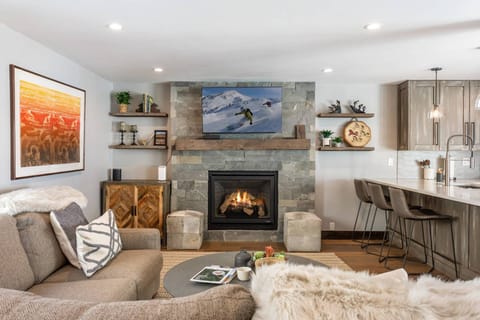 Main Level Living Area with Gas Fireplace and Flat Screen TV