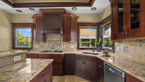 Kauai Dream at Poipu Beach Estates - Fully Equipped Kitchen - Parrish Kauai
