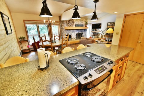 Fully-Equipped Kitchen - Fully-Equipped Kitchen