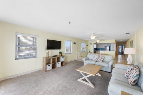 Sea Breeze 308 Living Room