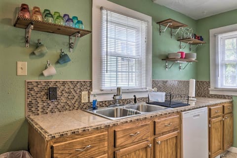 Kitchen | Cooking Basics Provided