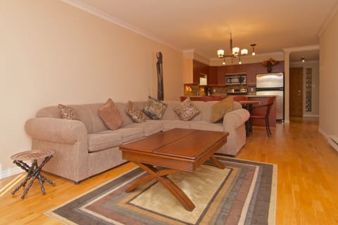 Nelwly remodelled with Hardwood flooring, and custom crown moulding