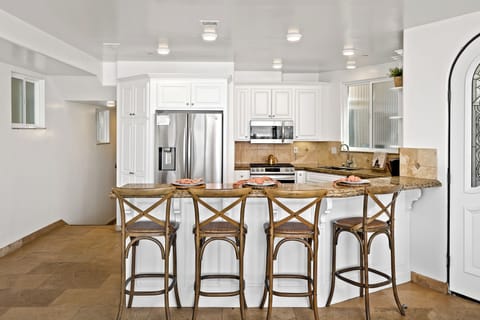 823P-Unit2-SandKasl-Imaging-San-Diego-Residential-Hospitality-Photography-10