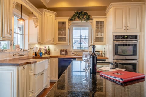 Kitchen with double oven